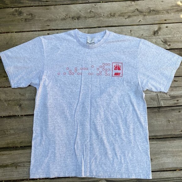 Vintage 1999 Nike Basketball T Shirt Gray Large - Picture 3 of 9